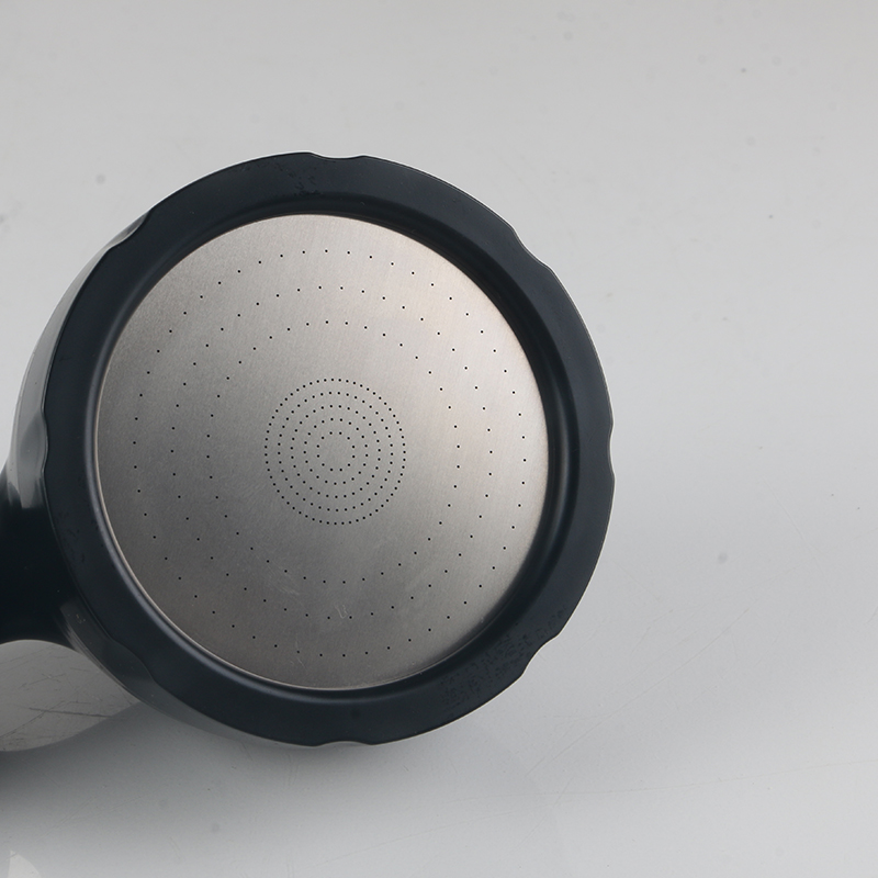 Японский черный душ с качающейся головкой