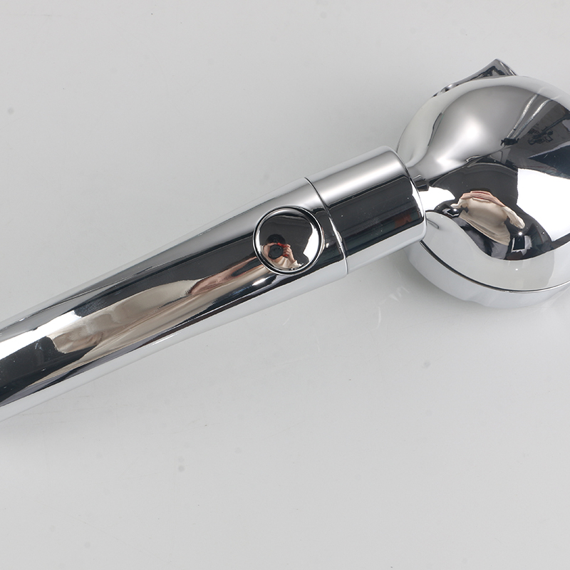 Что делает гибкий шланг для душа из нержавеющей стали более долговечным, чем обычные шланги?